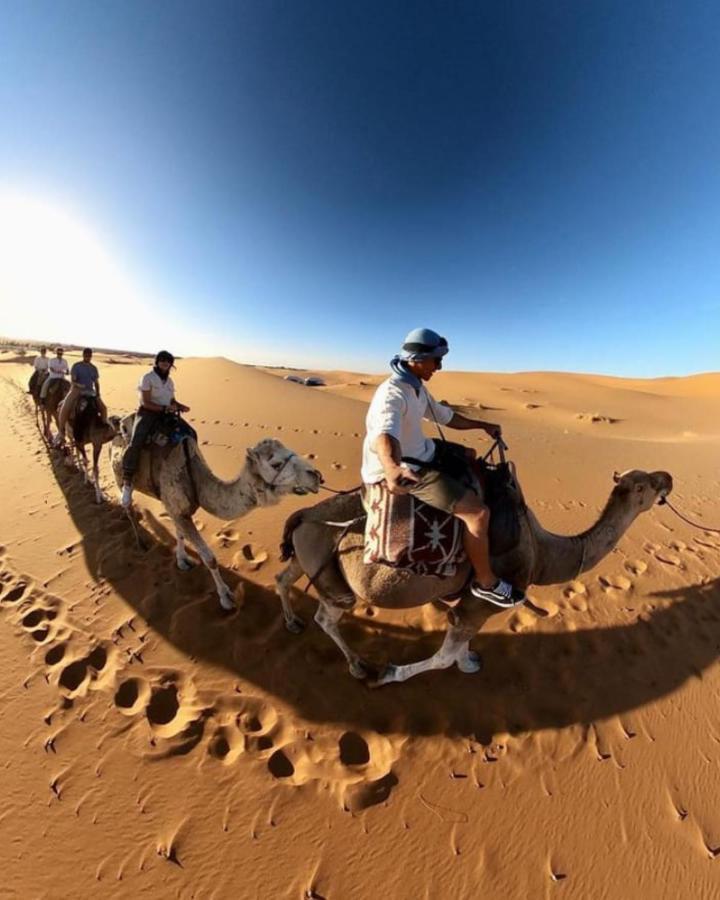 Fabulous Desert Camp Merzouga Bagian luar foto