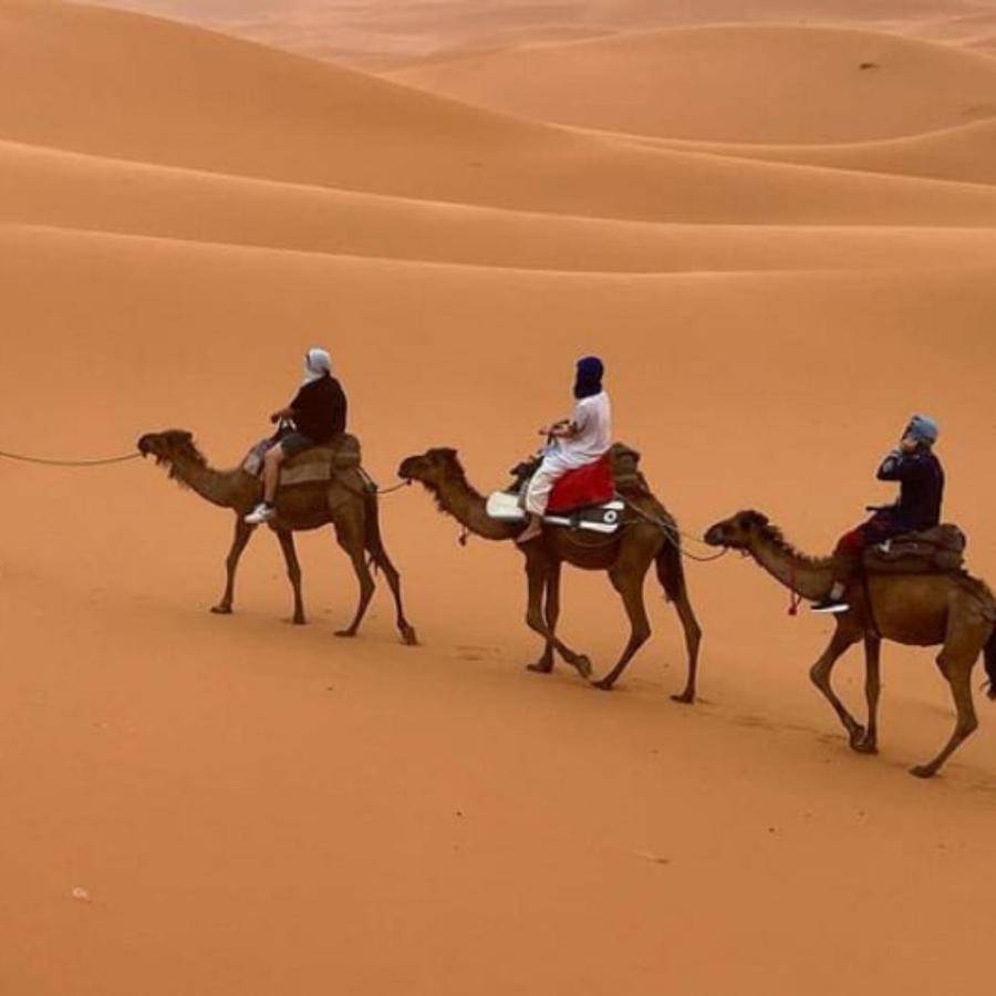Fabulous Desert Camp Merzouga Bagian luar foto