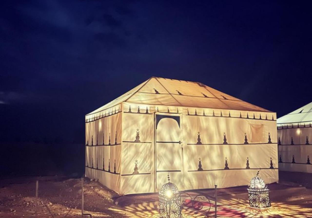 Fabulous Desert Camp Merzouga Bagian luar foto